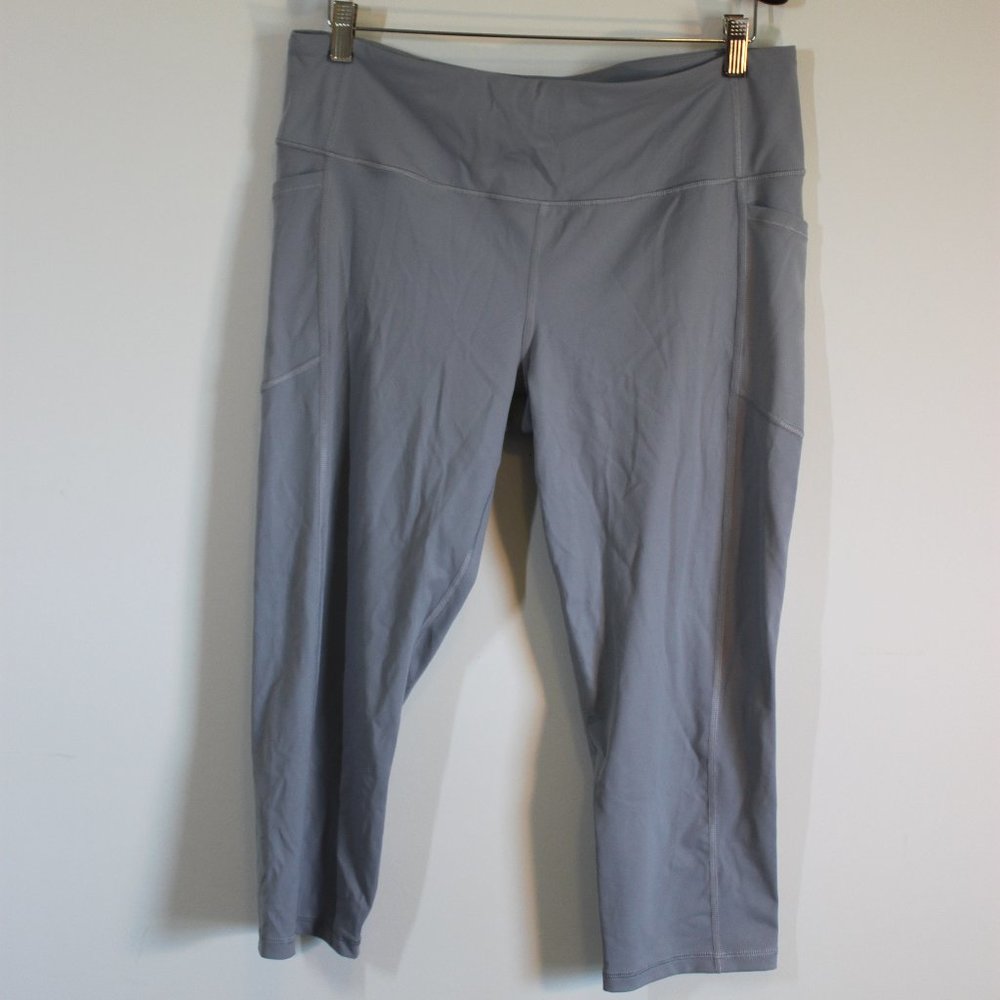 Victoria's Secret | Knockout Capri Workout Pants